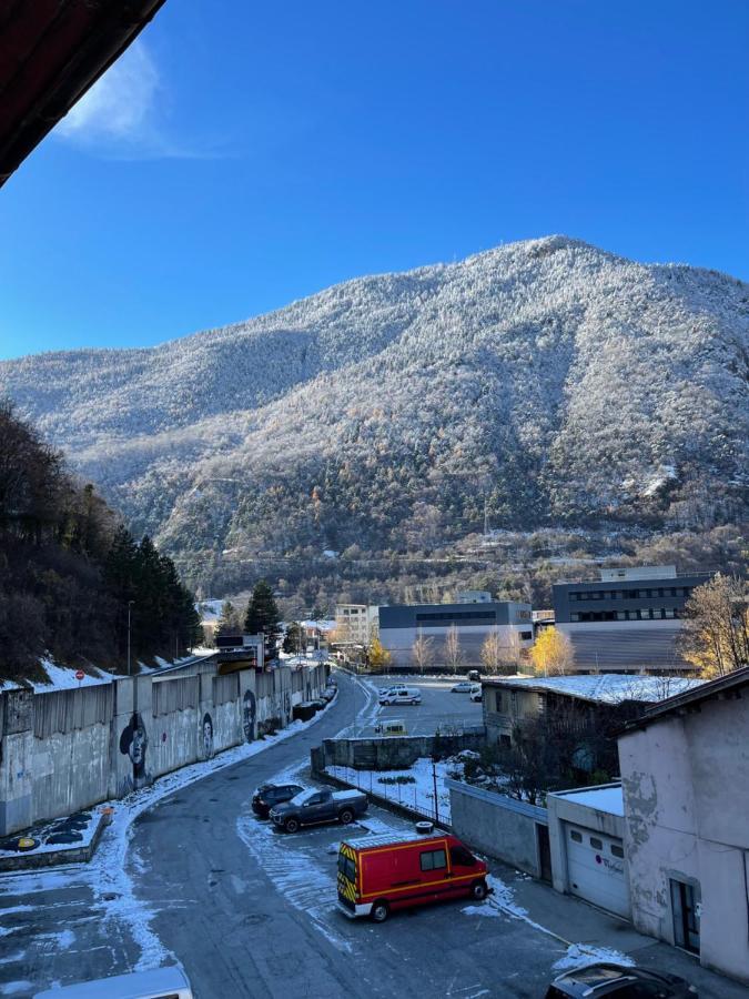 La Montagnette L Oursson Chambre Maison En Travaux De 10H A 17H Moutiers  Luaran gambar